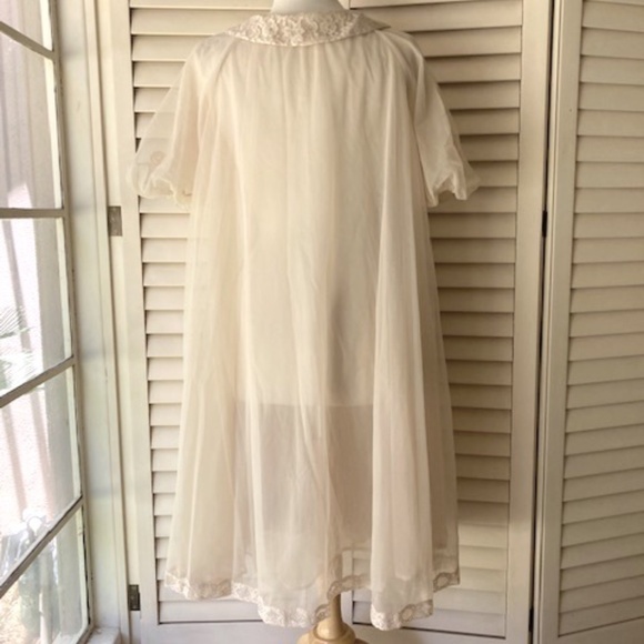 Vintage Shadow Line Layered Chiffon Peignoir Set - Picture 8 of 12